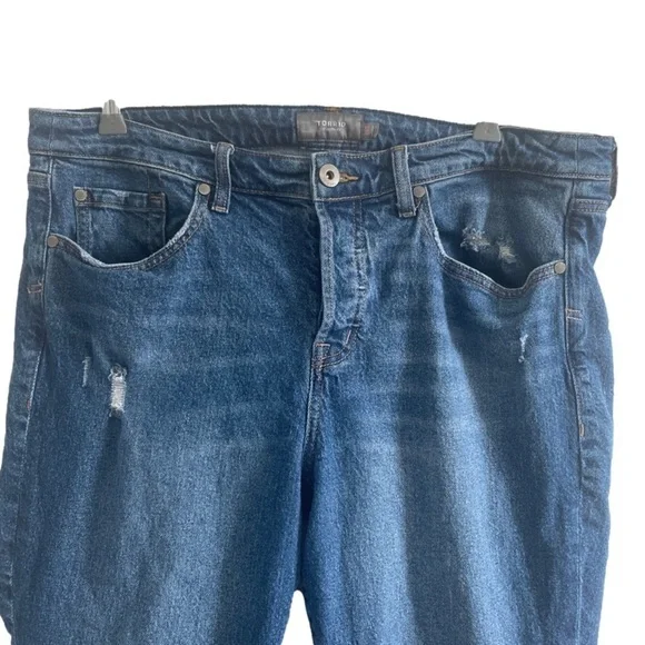 Torrid High Rise Straight Leg Short Jeans - Picture 3 of 9